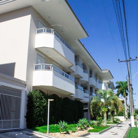 Apto De 4 Dormitorios Em Jurere Internacional Florianópolis Zewnętrze zdjęcie